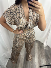 Load image into Gallery viewer, Snake Print Pant Set
