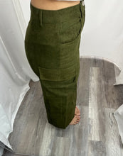 Load image into Gallery viewer, Corduroy Slit Skirt
