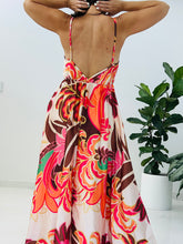 Load image into Gallery viewer, Las Flores Maxi Dress
