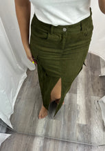 Load image into Gallery viewer, Corduroy Slit Skirt
