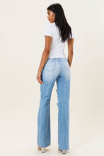 Load image into Gallery viewer, Vibrant High Rised Wide Cut Straight Leg Jeans
