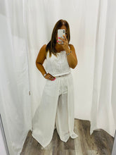 Load image into Gallery viewer, Woven Flowy Pant Set
